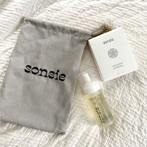 NIB: Sonsie Skin set Super Serum & Cleaning Mousse $96 Pamela Anderson’s line